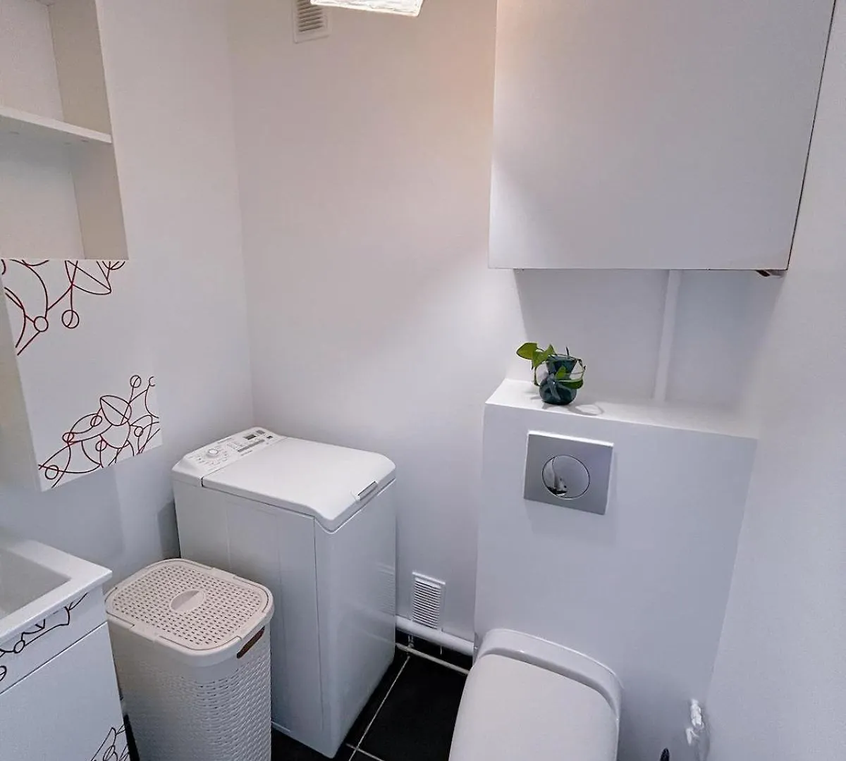 Large Charming Studio In Paris 0*,  Frankrig