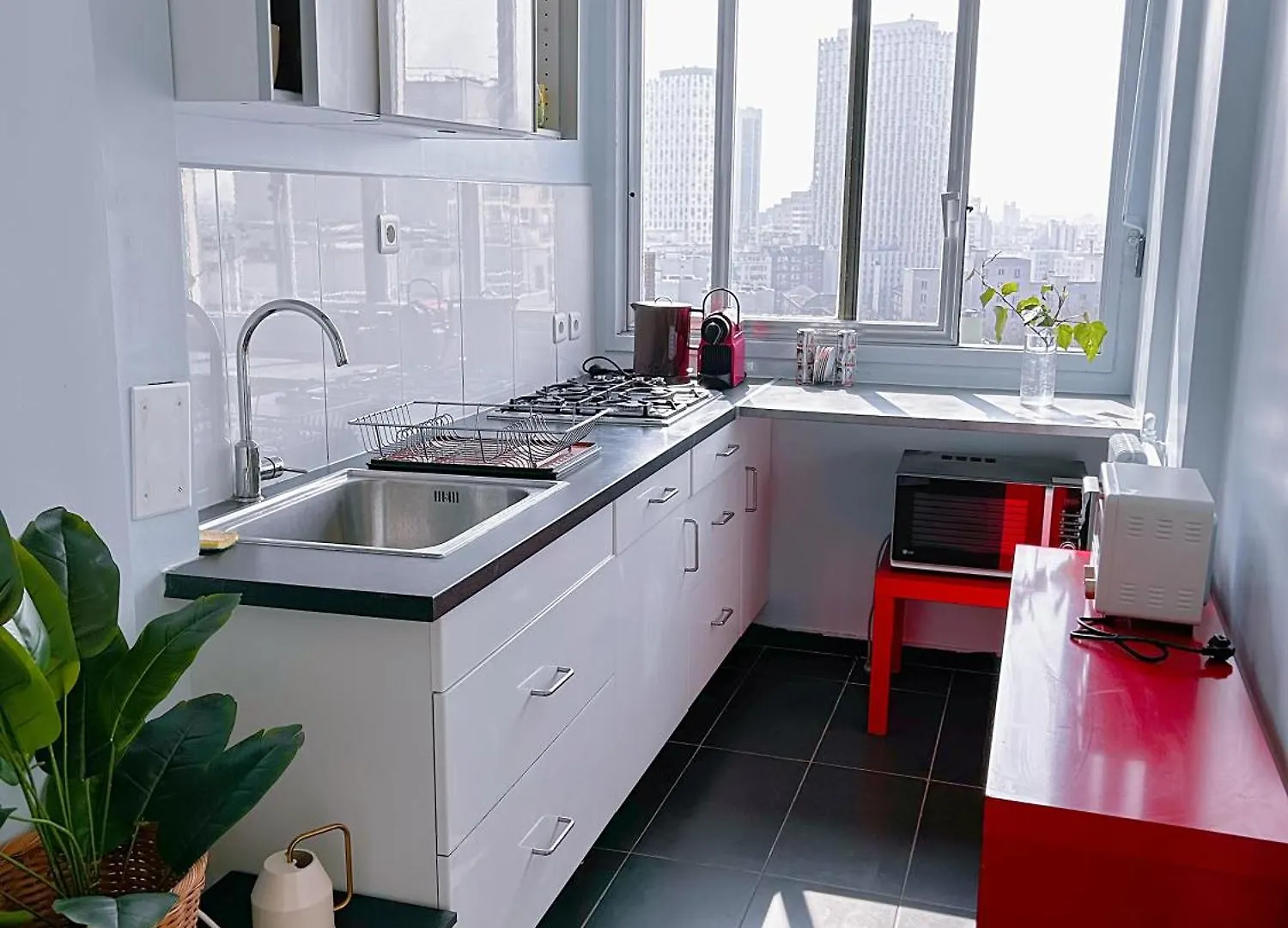 Large Charming Studio In Paris France