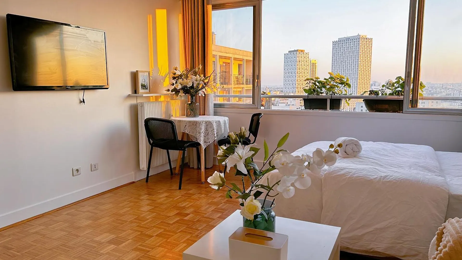 Large Charming Studio In 파리